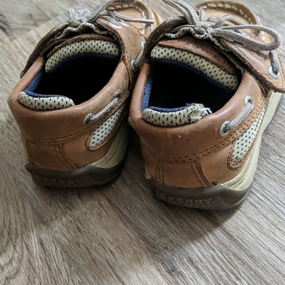 Sperry Shoes - Picture 3 of 3